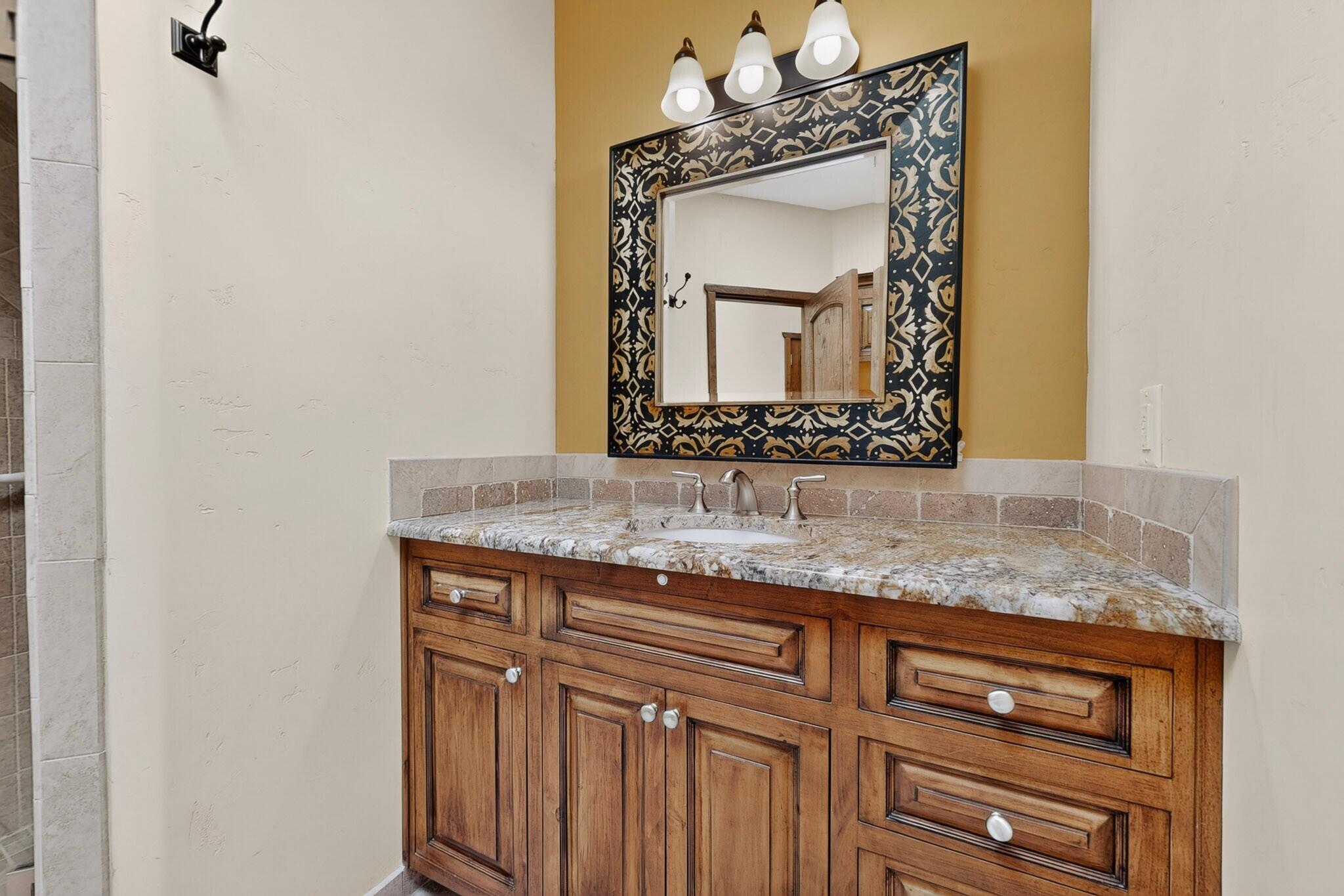 2604 Rincon Del Rio Court Northwest Albuquerque, NM 87107 - Photo 33 of 47 Gallery Image 33