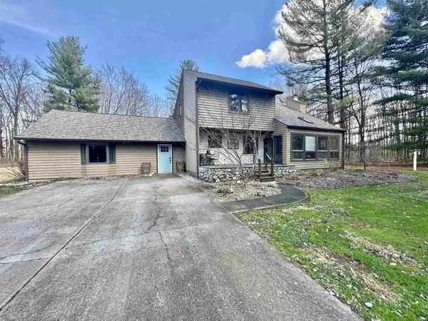 $320,000 | 13877 Private Road 685 West, Jasonville, IN 47438