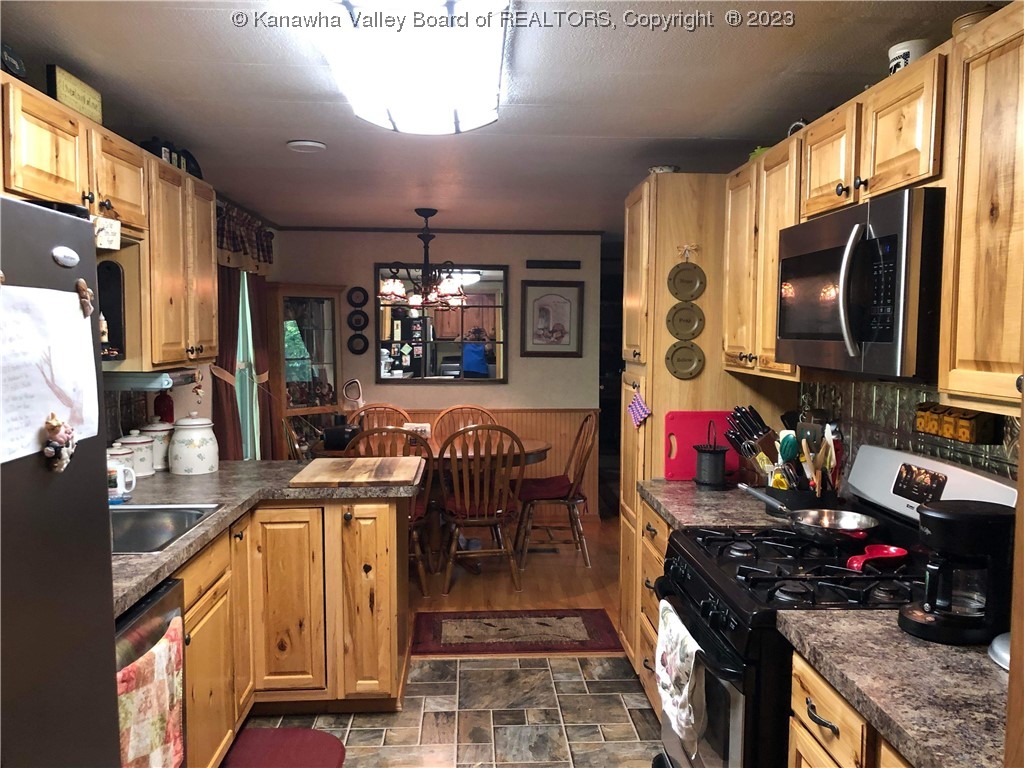 1851 Elk Fork Road Gay, WV 25244 - Photo 2 of 22 Gallery Image 2