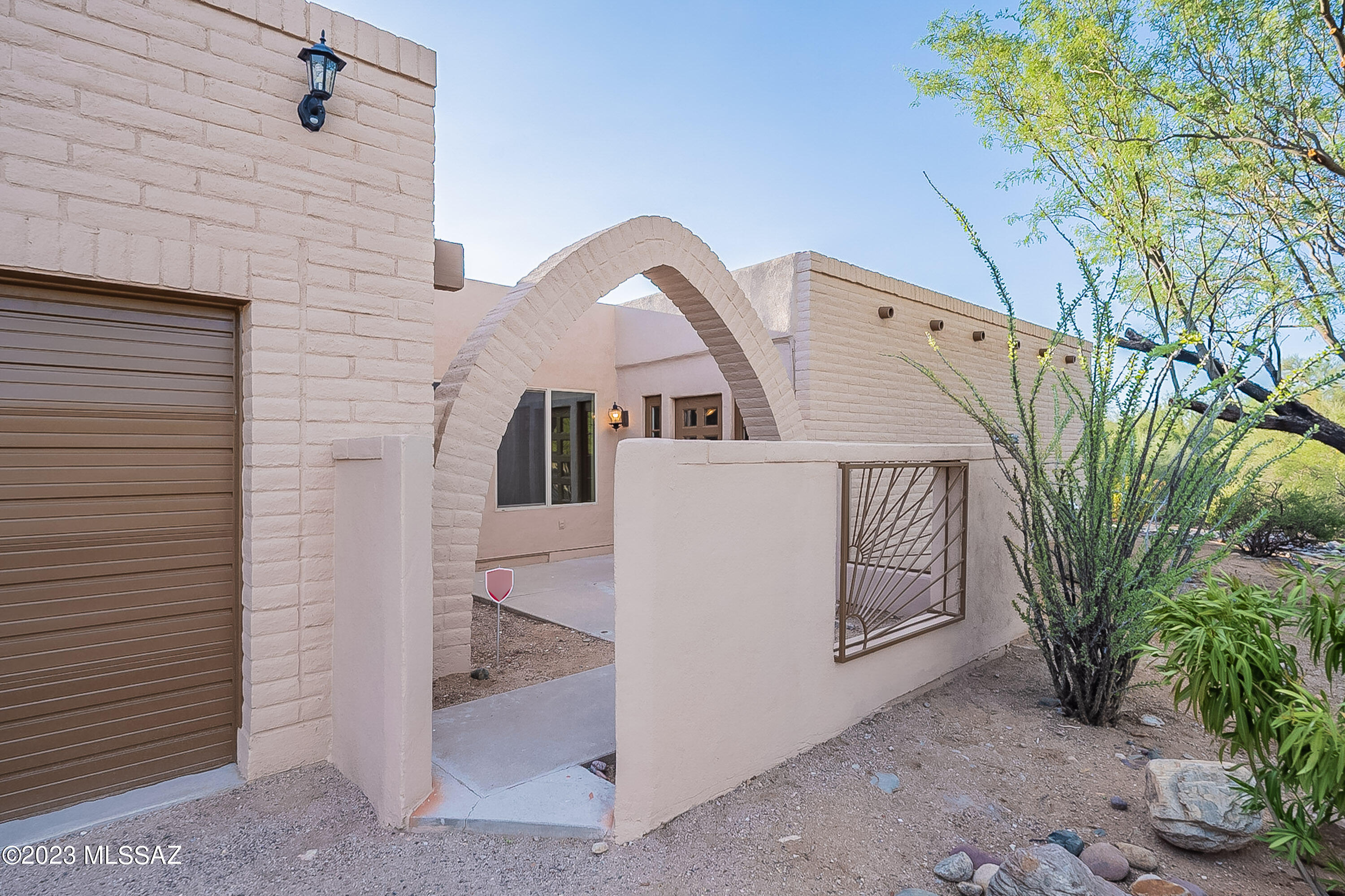 8363 North Wanda Road Tucson, AZ 85704 - Photo 4 of 43