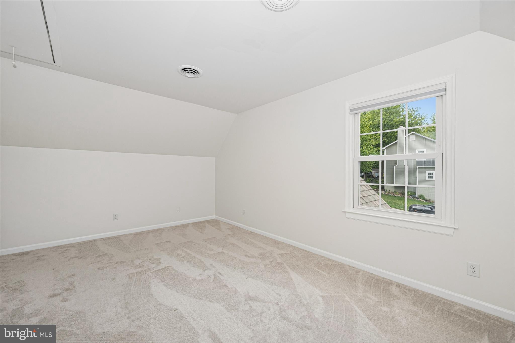 6596 East Lakeridge Road New Market, MD 21774 - Photo 48 of 131 Bedroom 3