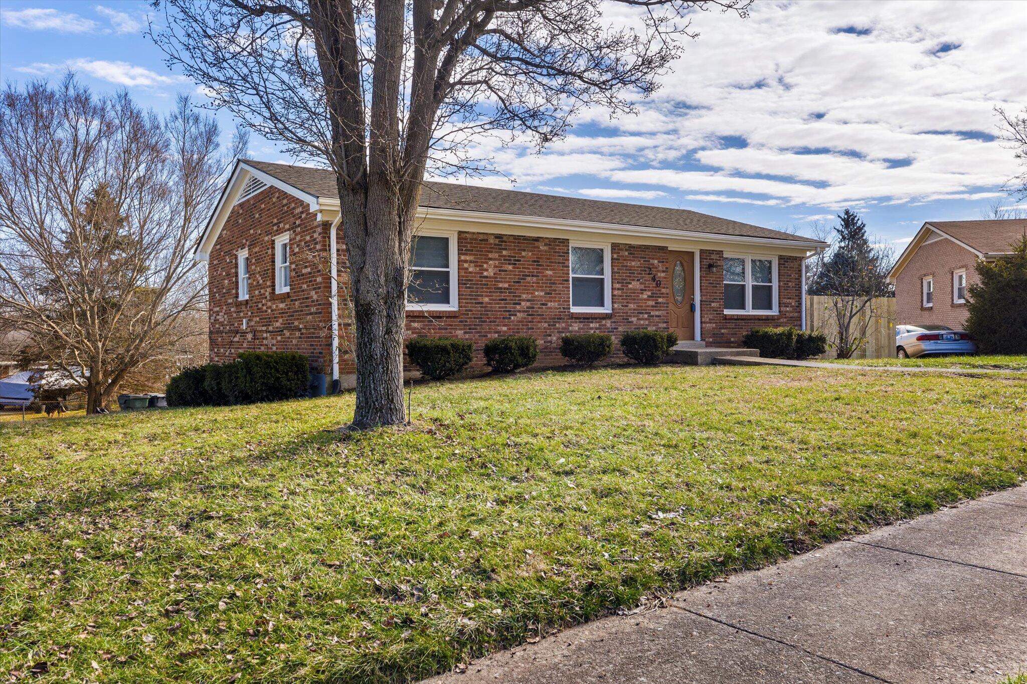 240 Toronto Road Lexington, KY 40515 - Photo 27 of 28 27-6M3A0390 copy
