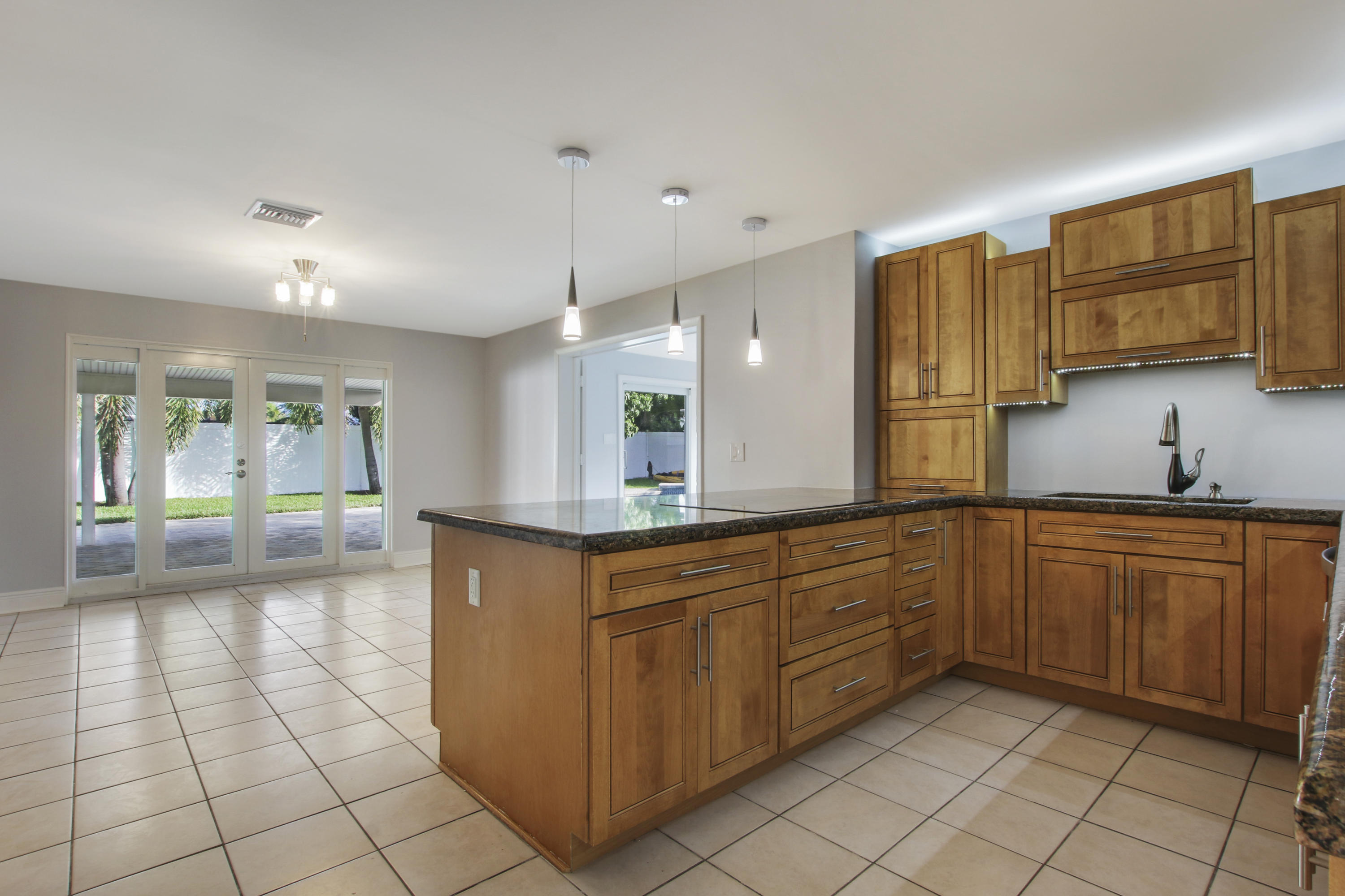 1841 Ascott Road North Palm Beach, FL 33408 - Photo 5 of 39 House-9