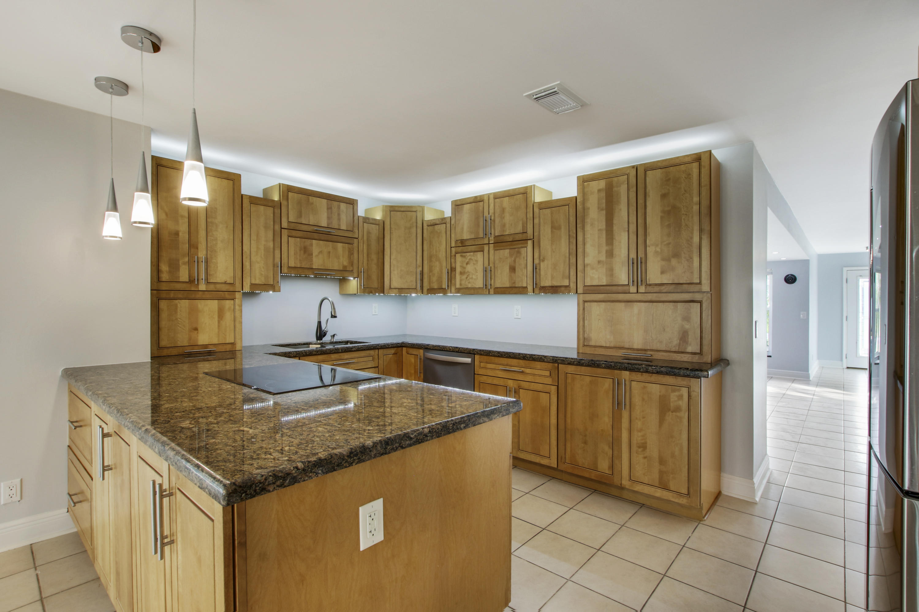 1841 Ascott Road North Palm Beach, FL 33408 - Photo 6 of 39 House-12