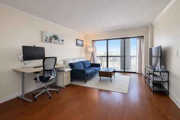 $579,000 | 15 North Beacon Street, Unit 428, Boston, MA 02134