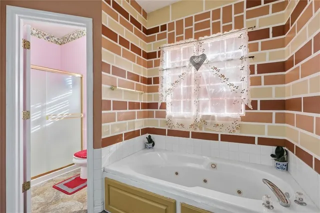 $414,950 | 4407 Southwest Briarbrook Drive, Lee's Summit, MO 64082