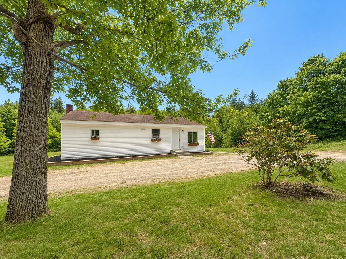 295 Gilsum Road Sullivan, NH 03445 - Photo 2 of 29