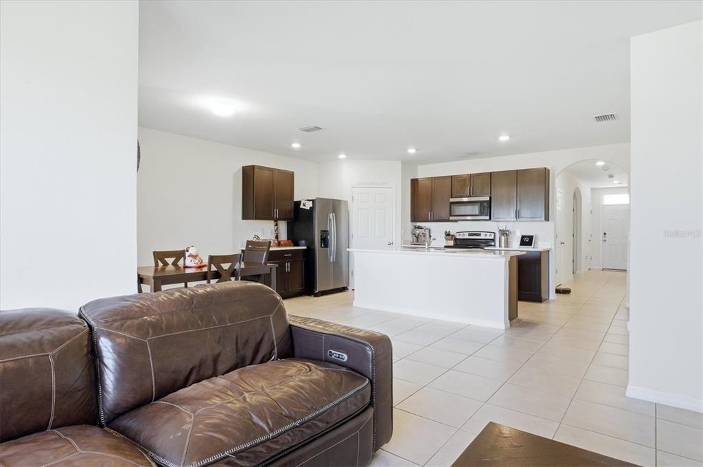 258 Rio De Janeiro Avenue Punta Gorda, FL 33983 - Photo 7 of 34