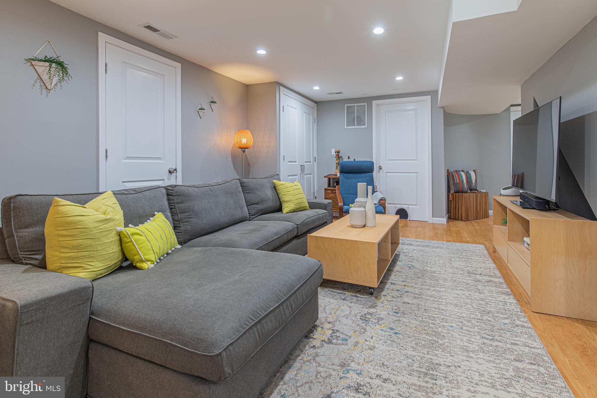 9013 Sudbury Road Silver Spring, MD 20901 - Photo 35 of 55