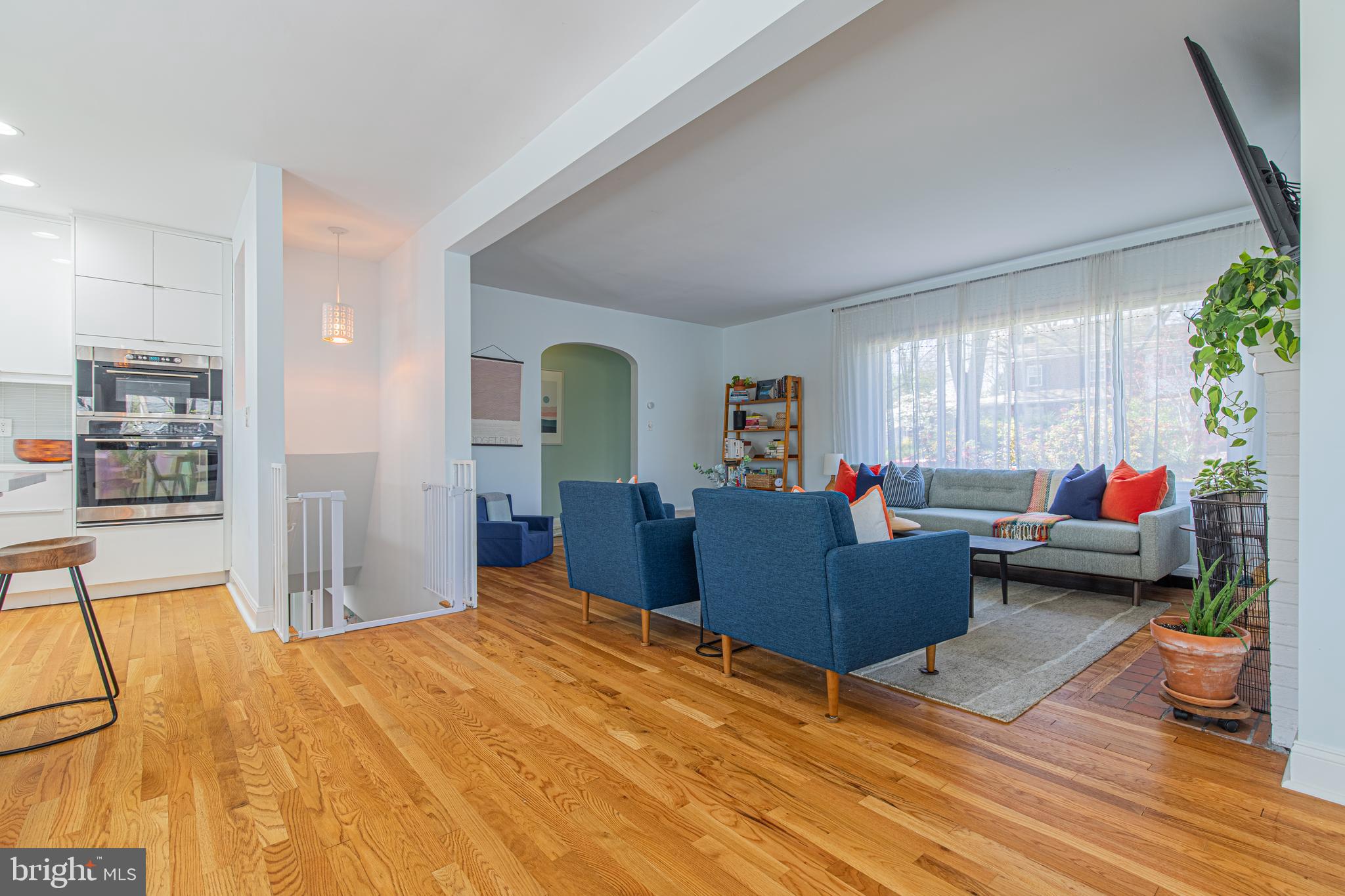 9013 Sudbury Road Silver Spring, MD 20901 - Photo 9 of 55