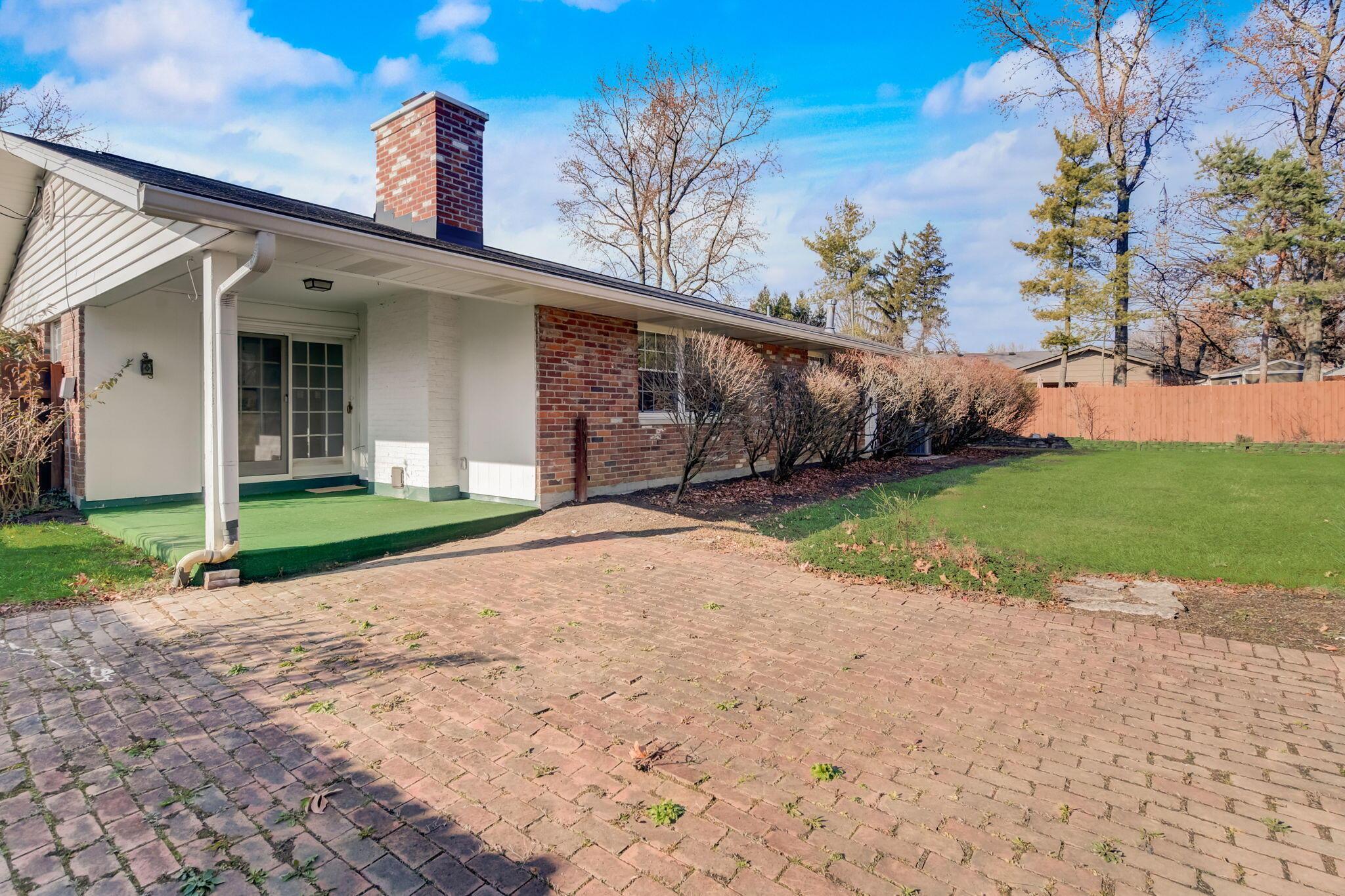 5548 Oak Valley Road Dayton, OH 45440 - Photo 27 of 44 29-web-or-mls-Oak Valley Rd-027