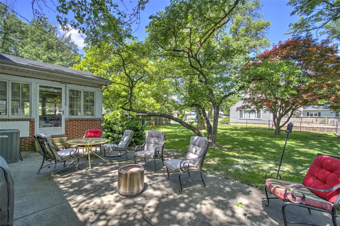 2274 West Forest Avenue Decatur, IL 62522 - Photo 24 of 29 Gallery Image 24