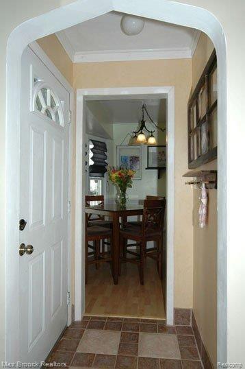 1197 Cambridge Road Berkley, MI 48072 - Photo 2 of 22 100.jpg