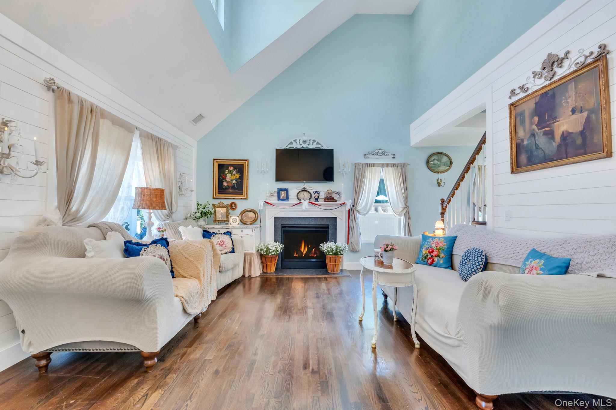17 Walnut Road Kings Park, NY 11754 - Photo 27 of 34