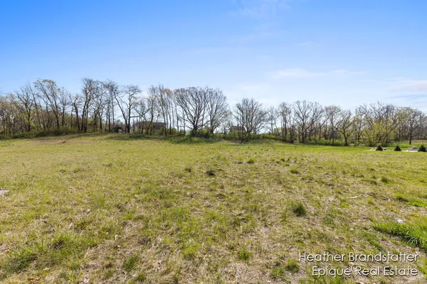 $324,000 | 5000 Hickory Pointe Wds Southeast, Ada, MI 49301