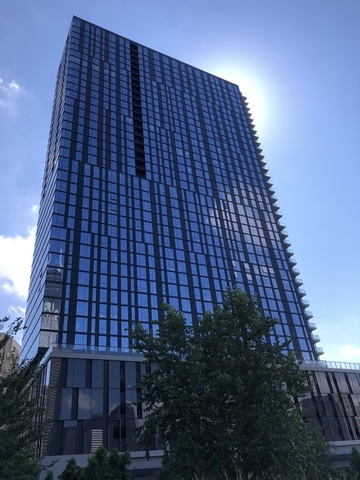 234 West Polk Street, Unit 2610 Chicago, IL 60605 - Photo 16 of 36 a front view of a building