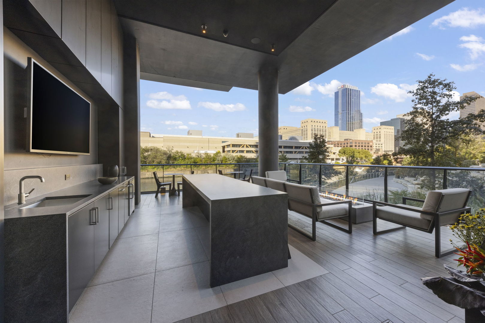234 West Polk Street, Unit 2610 Chicago, IL 60605 - Photo 29 of 36 a view of a living room and a floor to ceiling window or kitchen