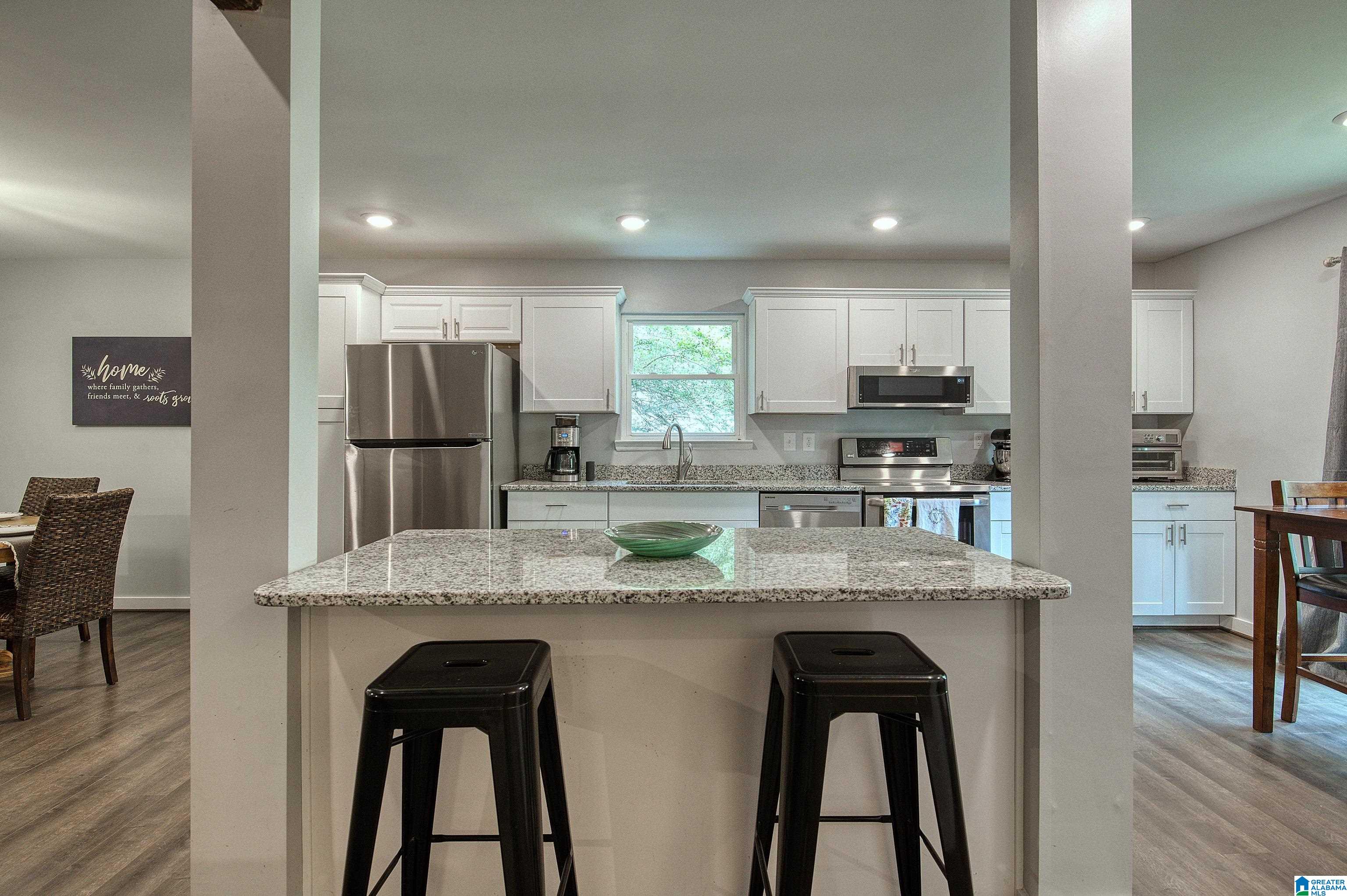 5645 Hampton Road Birmingham, AL 35210 - Photo 1 of 46