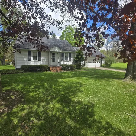 $179,900 | 130 West Hughes Street, Marshall, MI 49068
