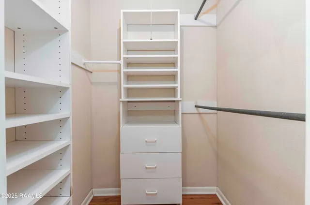 $1,800 | Undisclosed Address, Lafayette, LA 70503