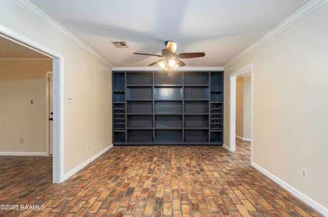 $1,800 | Undisclosed Address, Lafayette, LA 70503