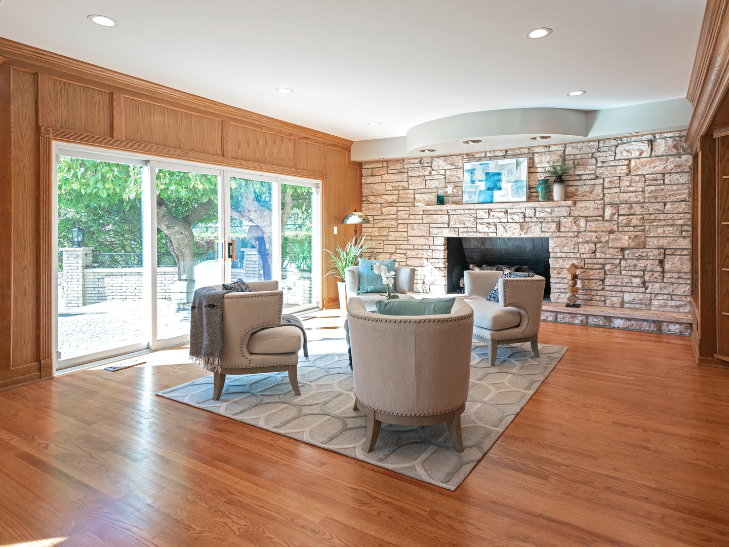 700 Valley Road Itasca, IL 60143 - Photo 9 of 56 Gallery Image 9