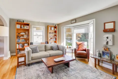 $949,000 | 4222 North Claremont Avenue, Chicago, IL 60618