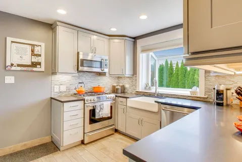 $949,000 | 4222 North Claremont Avenue, Chicago, IL 60618