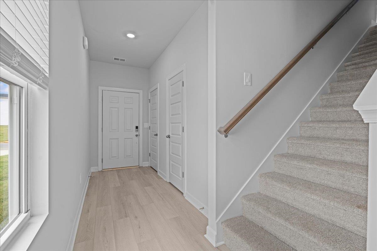 635 Cozy Bluff Road Spartanburg, SC 29301 - Photo 2 of 29 Gallery Image 2