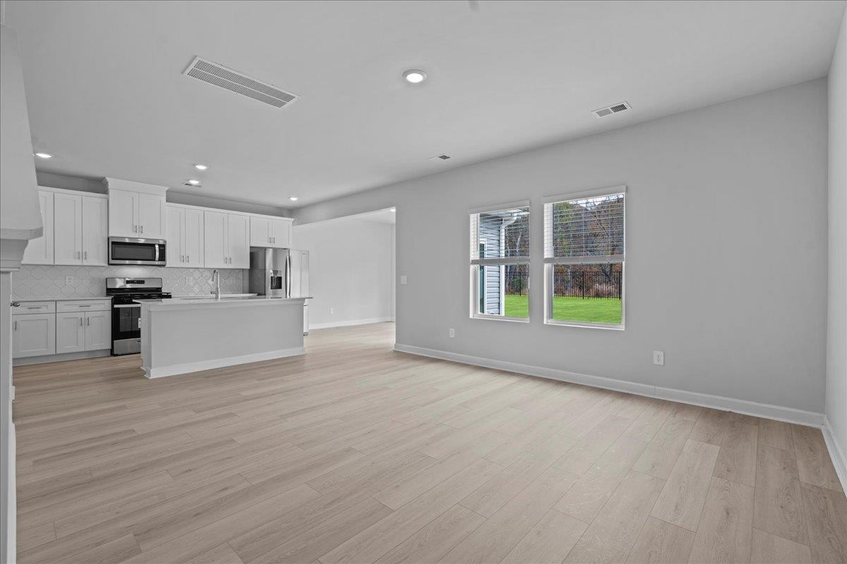 635 Cozy Bluff Road Spartanburg, SC 29301 - Photo 5 of 29 Gallery Image 5