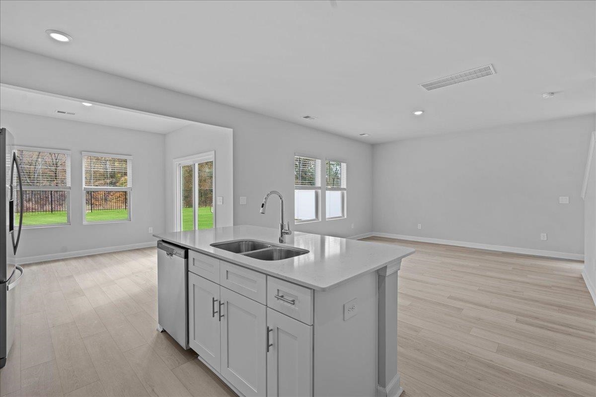 635 Cozy Bluff Road Spartanburg, SC 29301 - Photo 8 of 29 Gallery Image 8