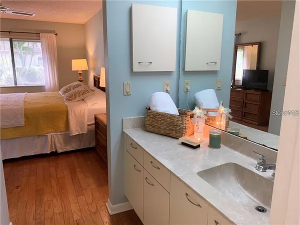 $1,995 | 4562 Kingsmere, Unit 41, Sarasota, FL 34235