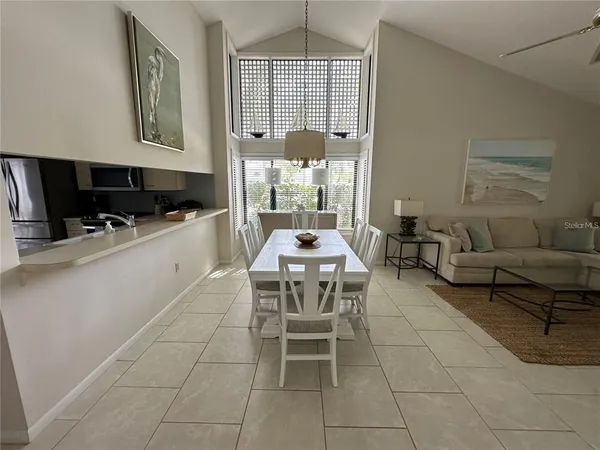 $1,995 | 4562 Kingsmere, Unit 41, Sarasota, FL 34235