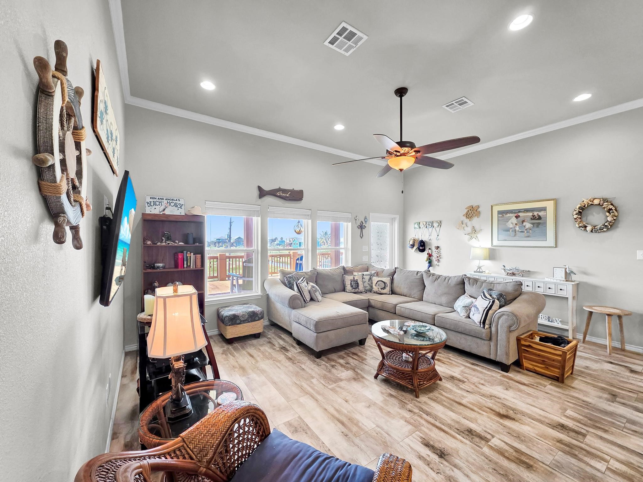 938 South Sage Road Crystal Beach, TX 77650 - Photo 19 of 46