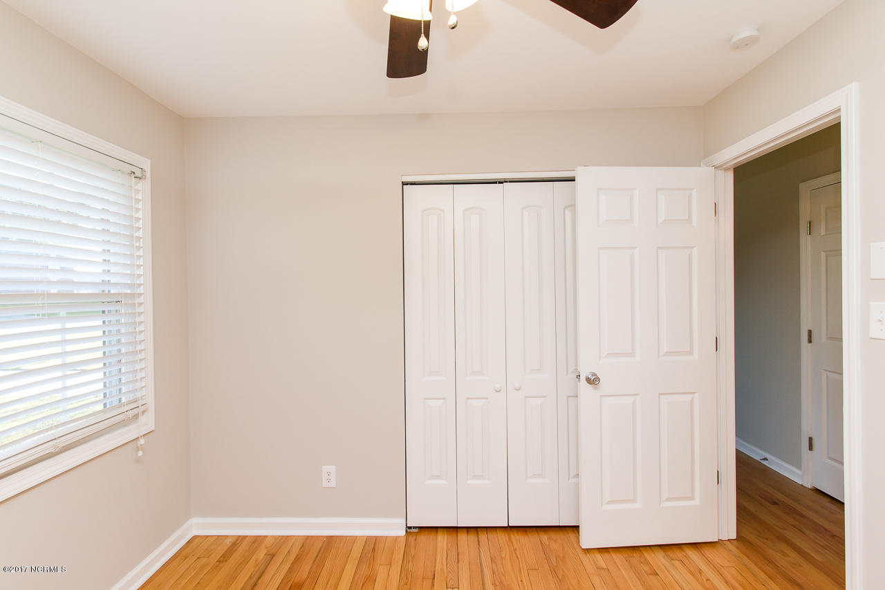 102 Sheffield Road Jacksonville, NC 28546 - Photo 30 of 53 30 Bed 2