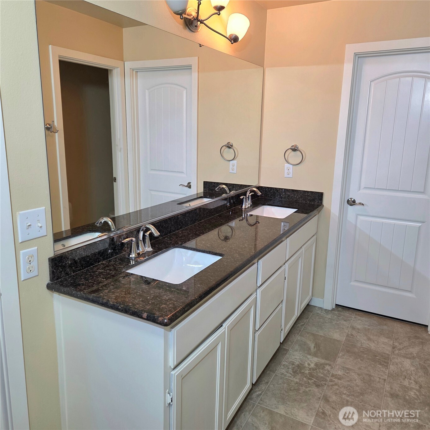 1605 Riddell Avenue Northeast Orting, WA 98360 - Photo 27 of 39