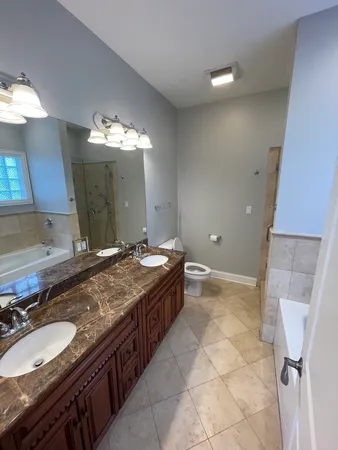 $2,700 | 6229 North Richmond Street, Unit 3N, Chicago, IL 60659