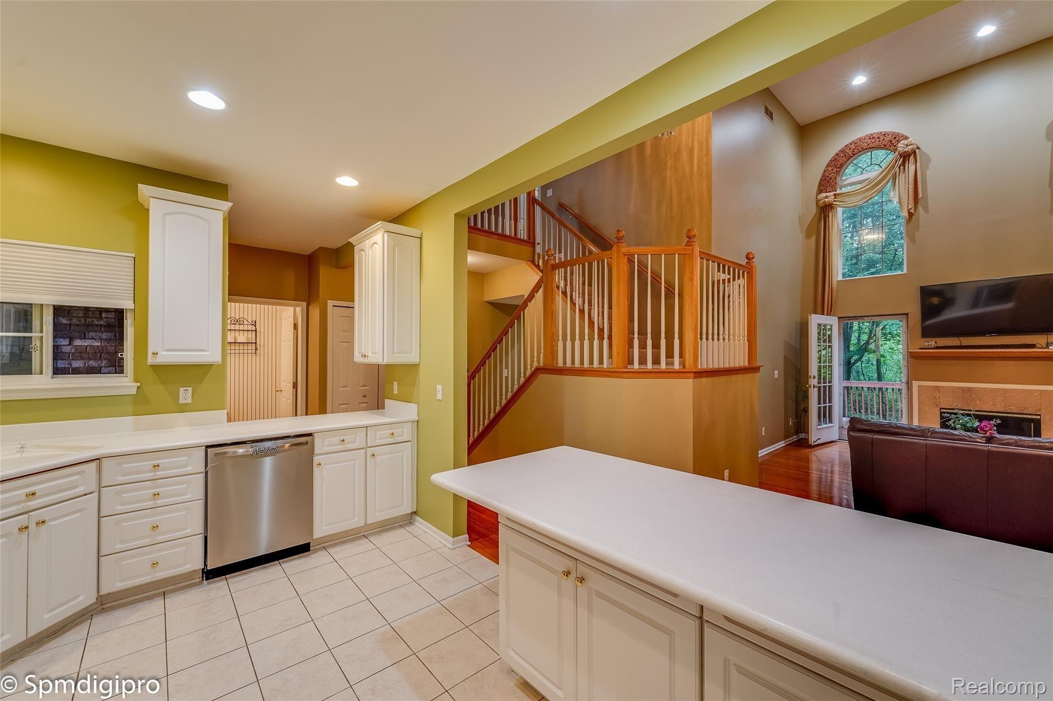 41687 Glade Road Canton, MI 48187 - Photo 24 of 59 41687 glade rd canton-29.jpg