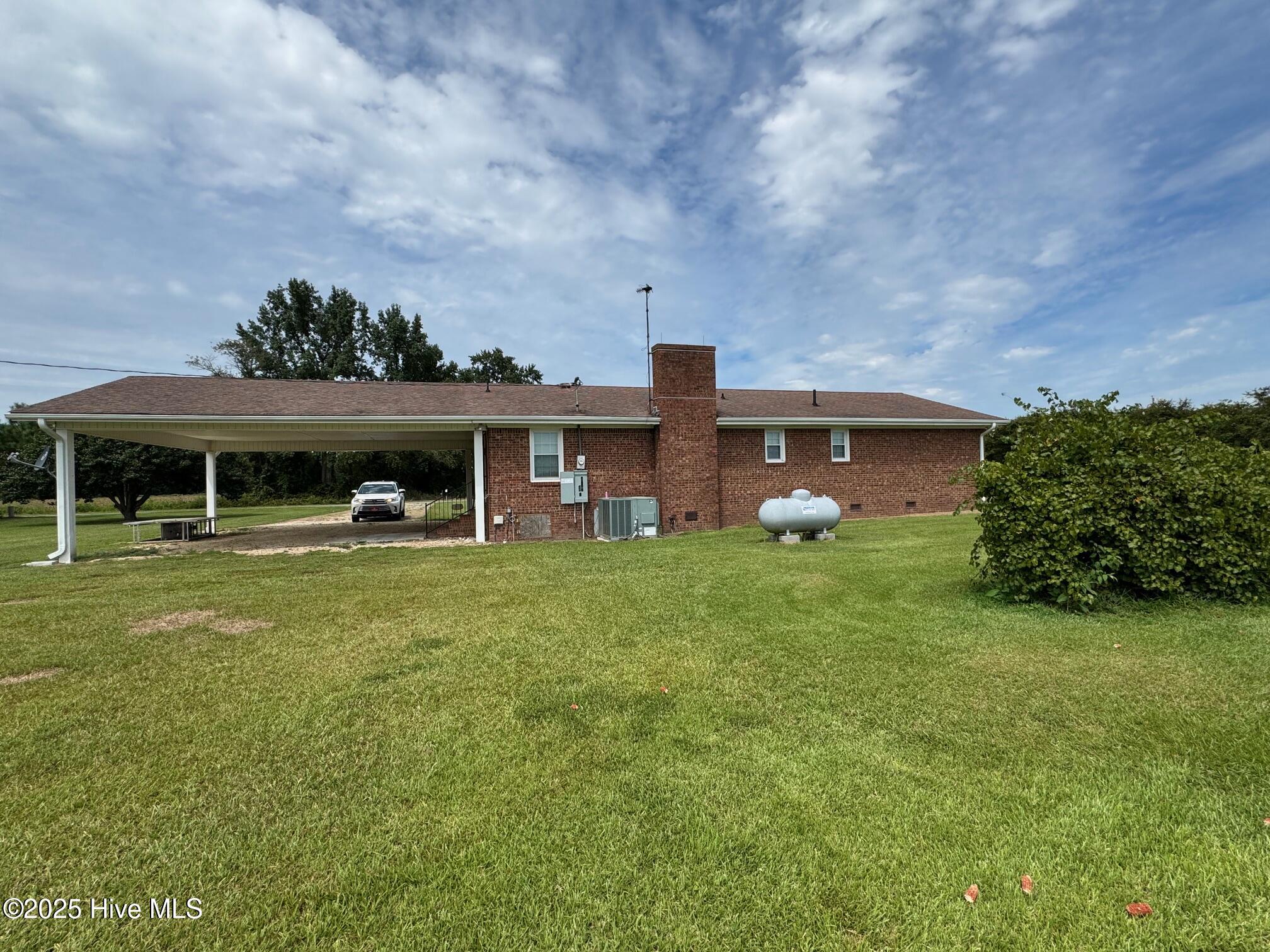 1705 Pope Road Clinton, NC 28328 - Photo 17 of 25 IMG_4061