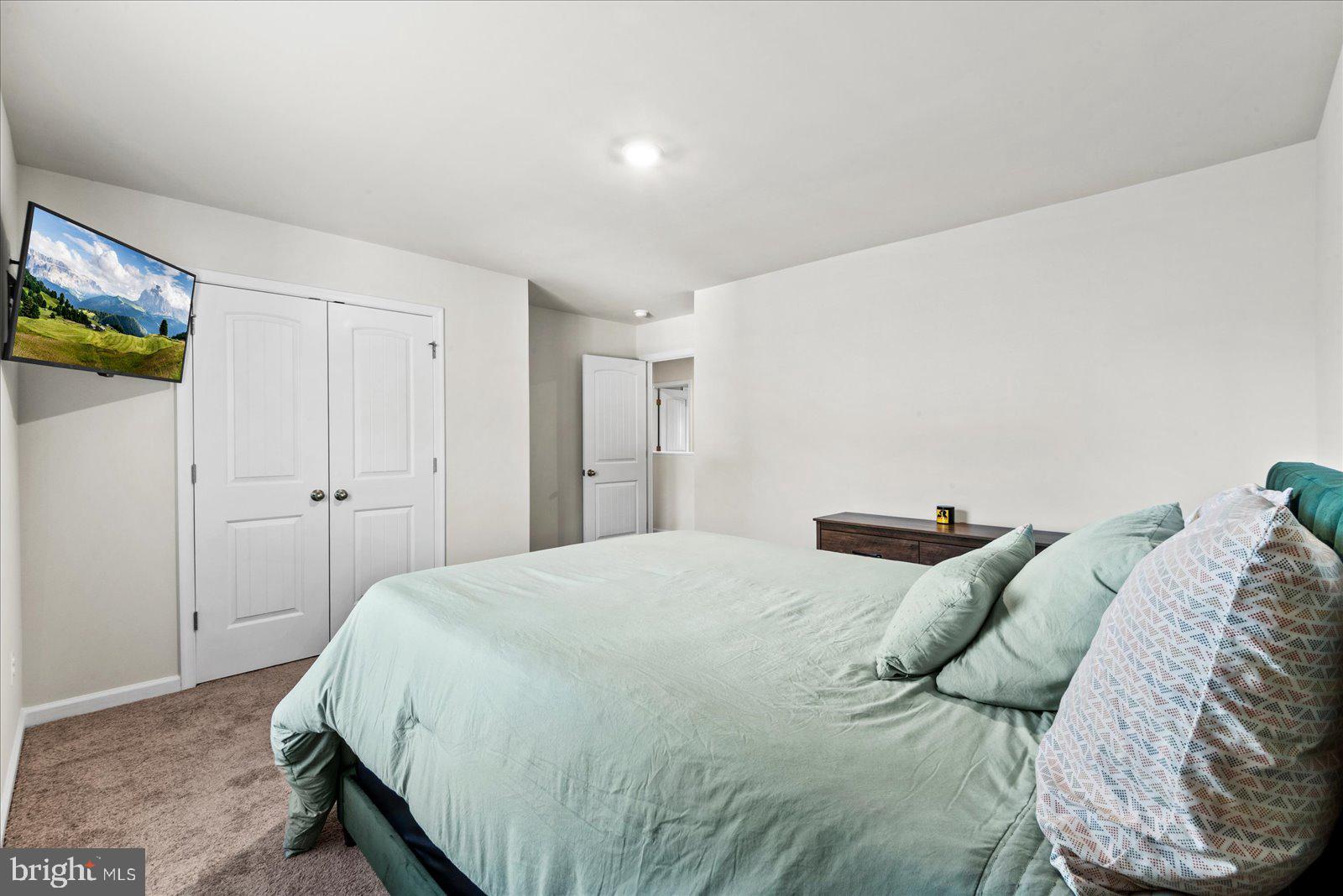 17244 George Ruffin Road Rockville, MD 20850 - Photo 32 of 40 Gallery Image 32