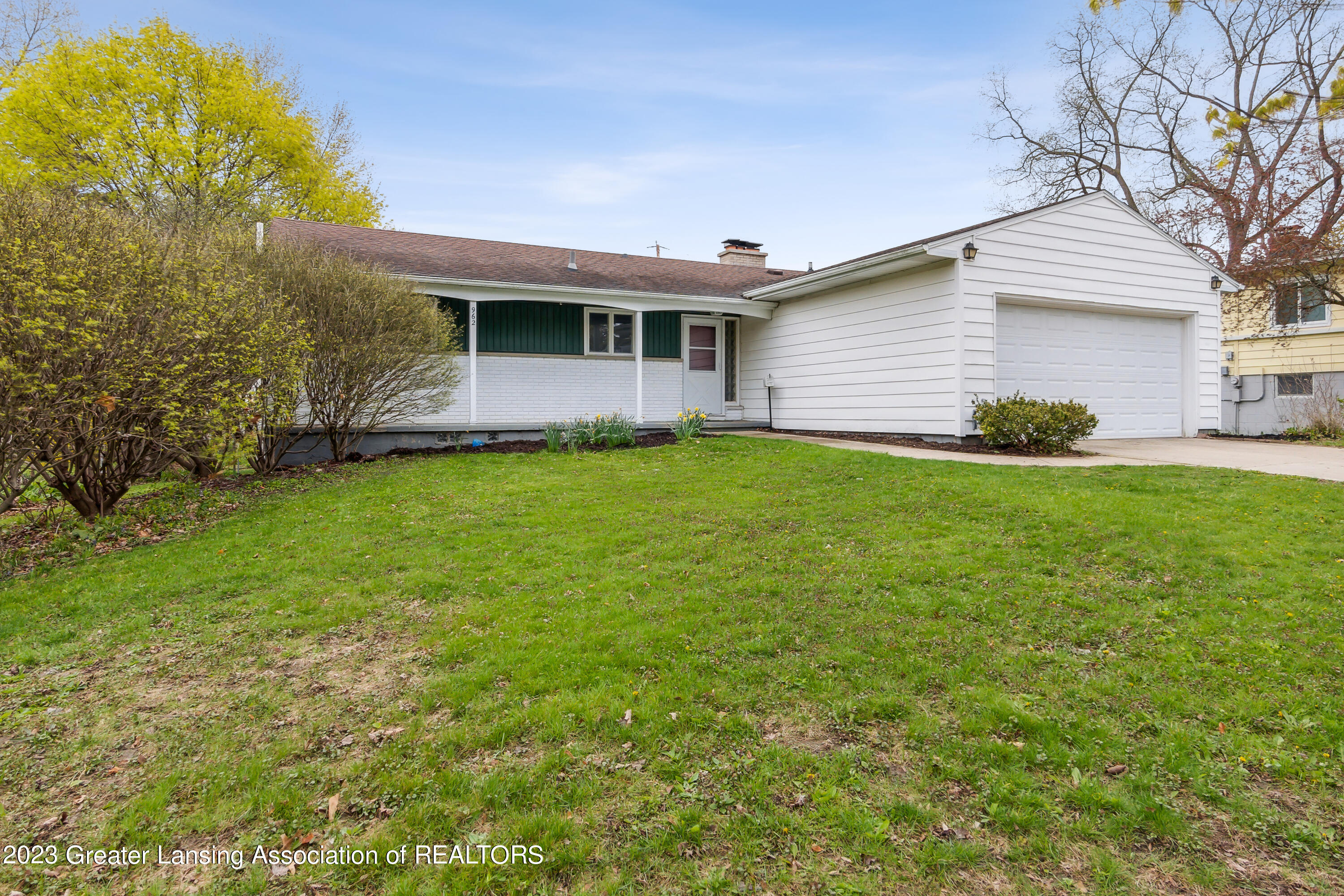 962 Delridge Road East Lansing, MI 48823 - Photo 2 of 51 02-962-Delridge-Rd-East-Lansing-MI-48823