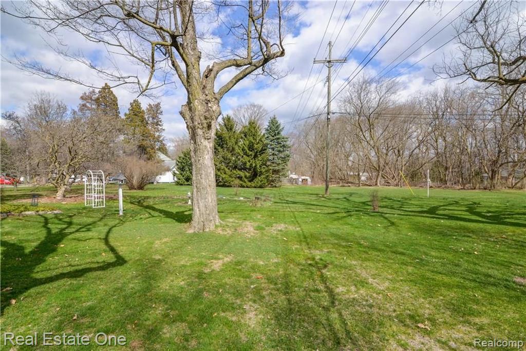 815 Sleeth Road Commerce Township, MI 48382 - Photo 55 of 56