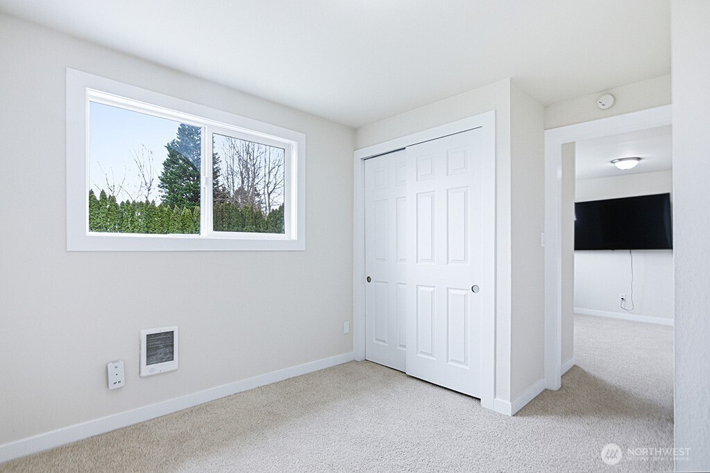 6220 Parker Road East Sumner, WA 98390 - Photo 21 of 38