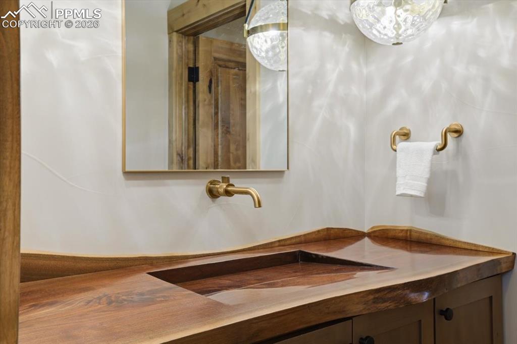 5261 Gold Run Colorado Springs, CO 80908 - Photo 38 of 50 Custom wood carved trough sink