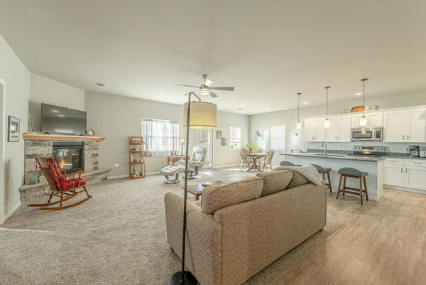 $372,500 | 201 Boann Terrace, Belleville, WI 53508