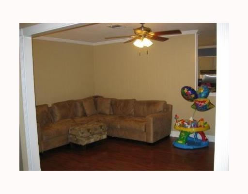 121 Lee Court River Ridge, LA 70123 - Photo 5 of 6
