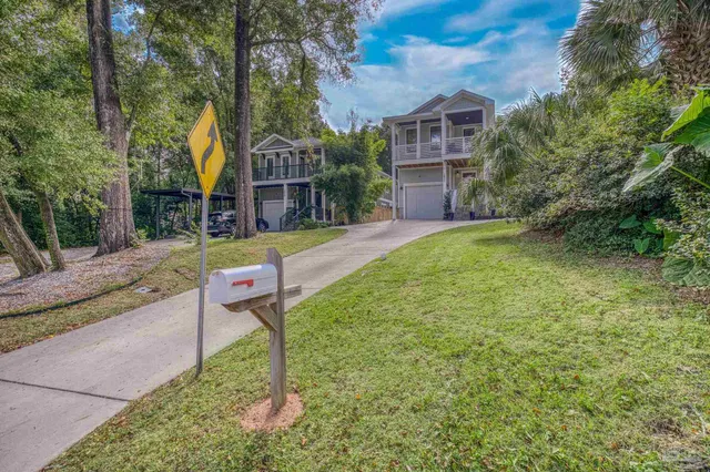 $579,000 | 1421 East Texar Drive, Pensacola, FL 32503