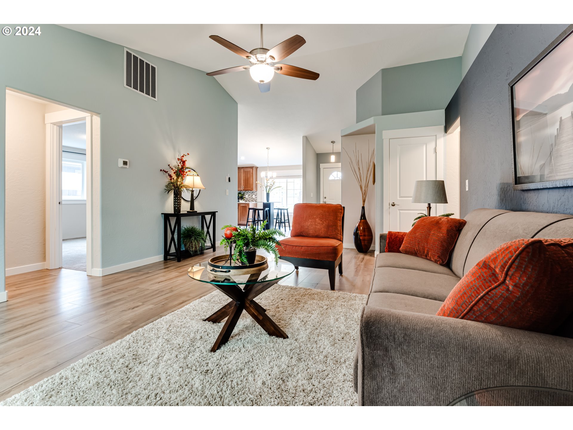4288 Cole Way Springfield, OR 97478 - Photo 13 of 21 a living room with furniture a window and a ceiling fan