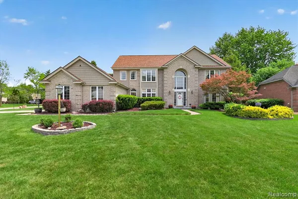 $674,900 | 7340 Briargate Drive, Canton, MI 48187