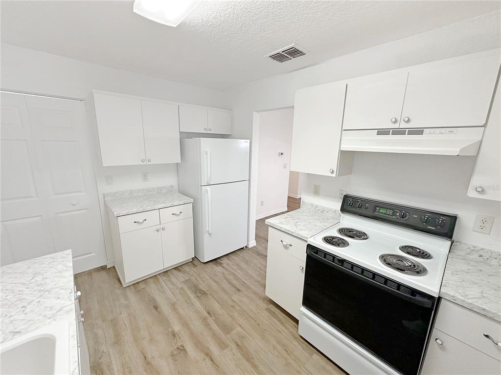 16111 Southwest 35th Court Road, Unit 3 Ocala, FL 34473 - Photo 6 of 14